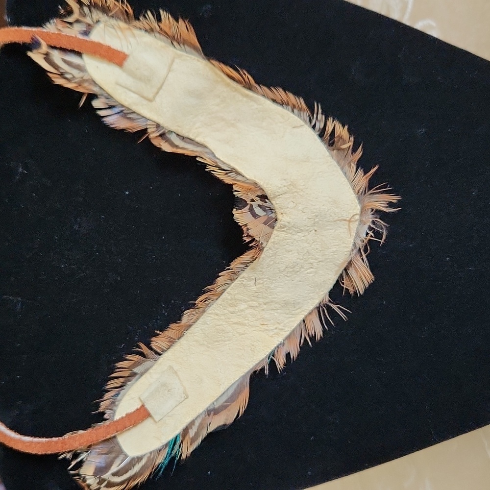 Real feather and leather choker necklace brown turquoise green white - Picture 5 of 9